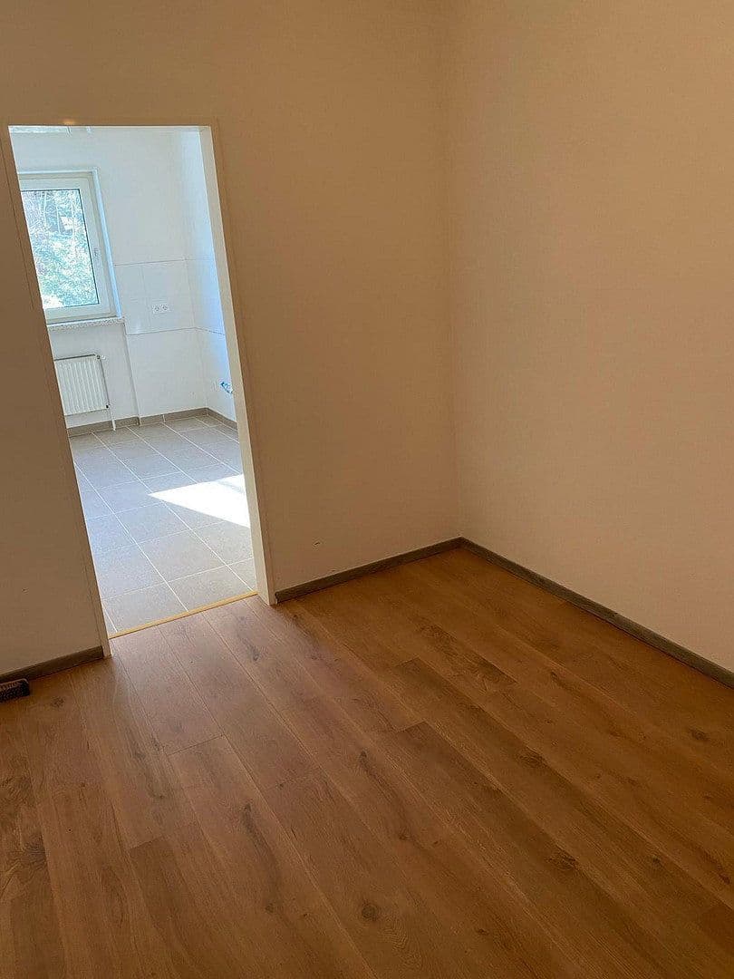 Prenájom bytu 4-izbový 101 m², Dr.-Wachler-Weg 37, Goslar, Dolné Sasko Prenájom bytu 4-izbový 101 m², Dr.-Wachler-Weg 37, Goslar, Dolné Sasko