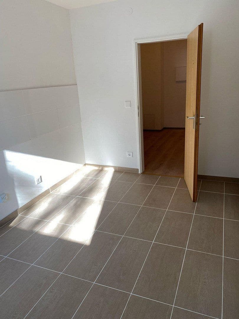 Prenájom bytu 4-izbový 101 m², Dr.-Wachler-Weg 37, Goslar, Dolné Sasko Prenájom bytu 4-izbový 101 m², Dr.-Wachler-Weg 37, Goslar, Dolné Sasko