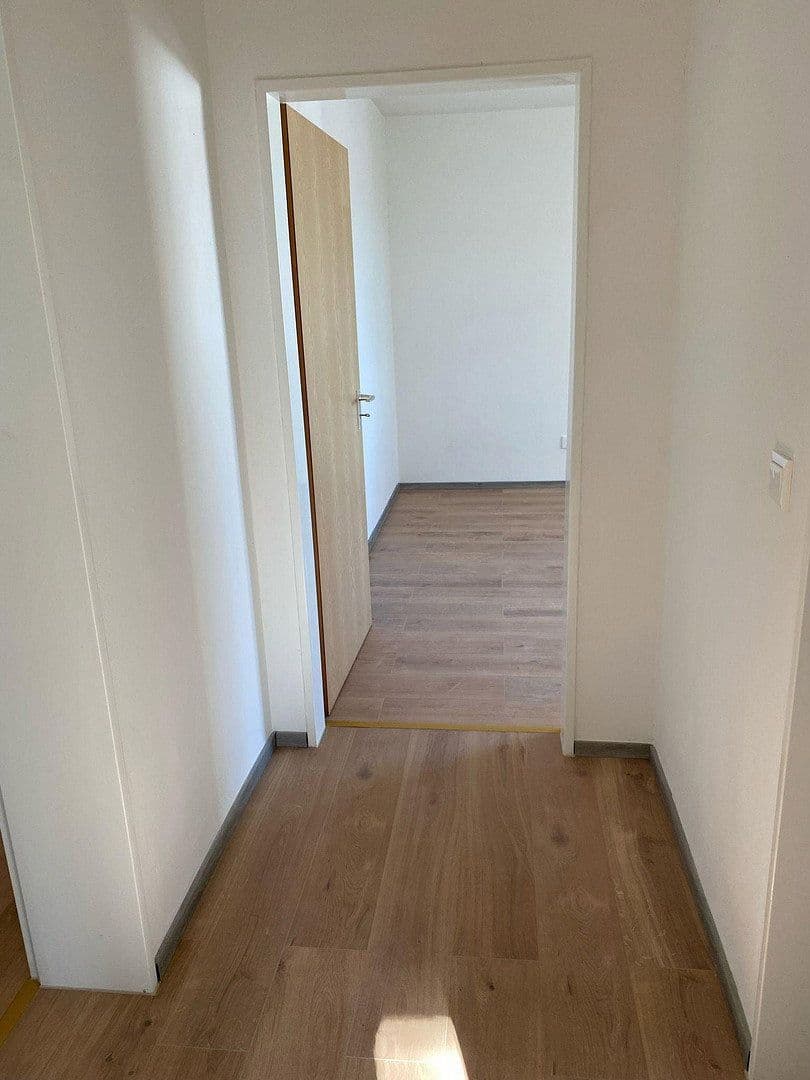 Prenájom bytu 4-izbový 101 m², Dr.-Wachler-Weg 37, Goslar, Dolné Sasko Prenájom bytu 4-izbový 101 m², Dr.-Wachler-Weg 37, Goslar, Dolné Sasko