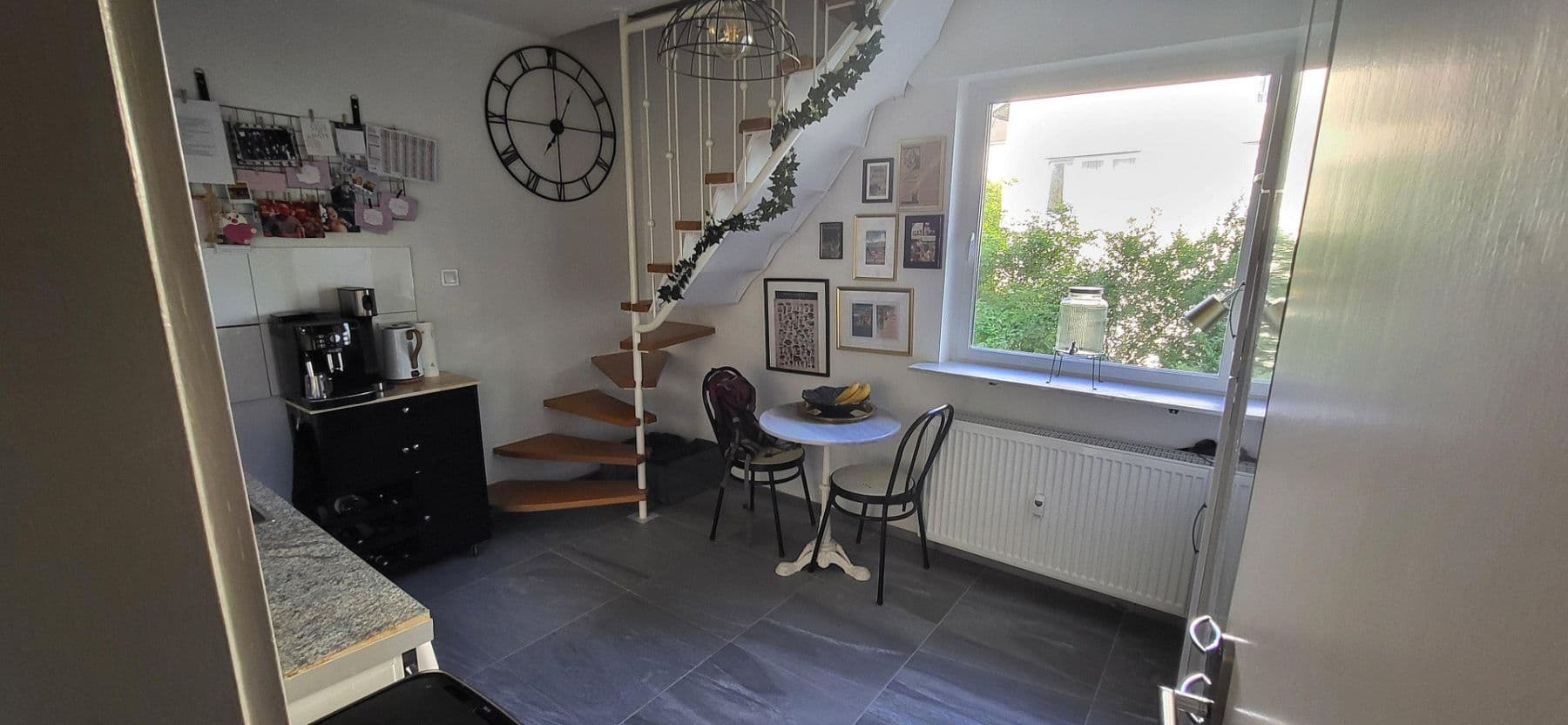 Prenájom bytu 3-izbový 80 m², Oberer Wingertweg 8, Baden-Württemberg - Pforzheim, Bádensko-Wurttembersko Prenájom bytu 3-izbový 80 m², Oberer Wingertweg 8, Baden-Württemberg - Pforzheim, Bádensko-Wurttembersko