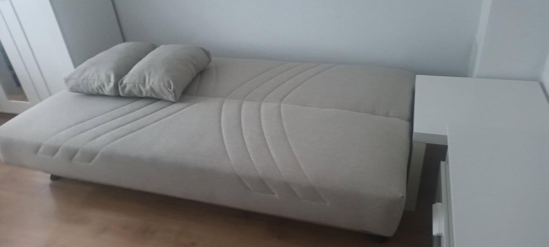 Prenájom bytu 1-izbový 12 m², Bremen, Brémy Prenájom bytu 1-izbový 12 m², Bremen, Brémy