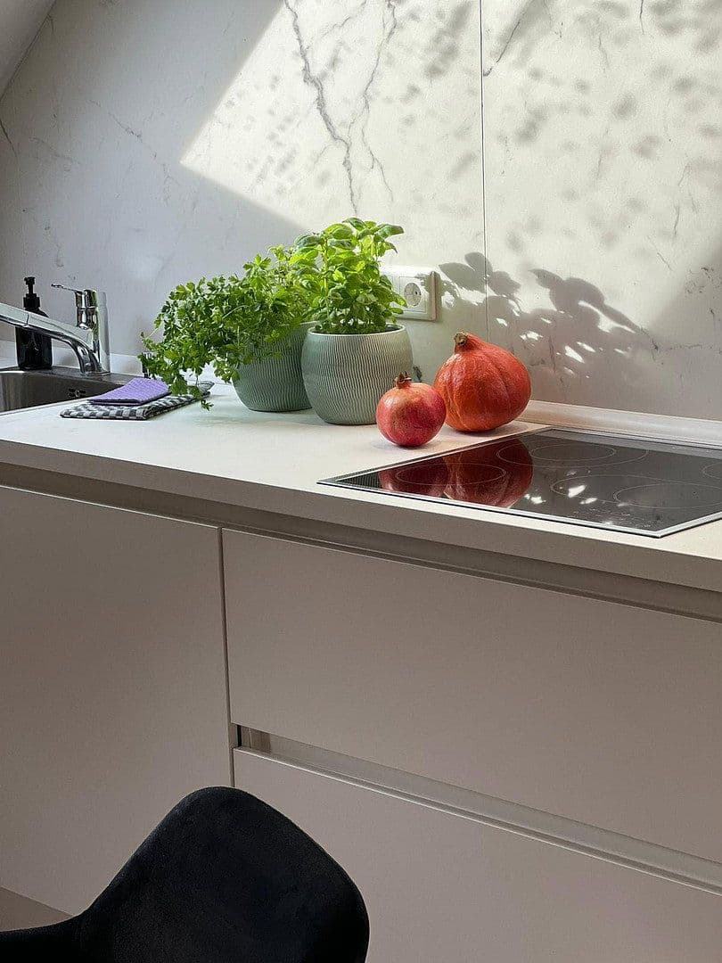 Prenájom bytu 4-izbový 71 m², Oberbilker Allee, 39, Düsseldorf, Severné Porýnie - Westfálsko Prenájom bytu 4-izbový 71 m², Oberbilker Allee, 39, Düsseldorf, Severné Porýnie - Westfálsko