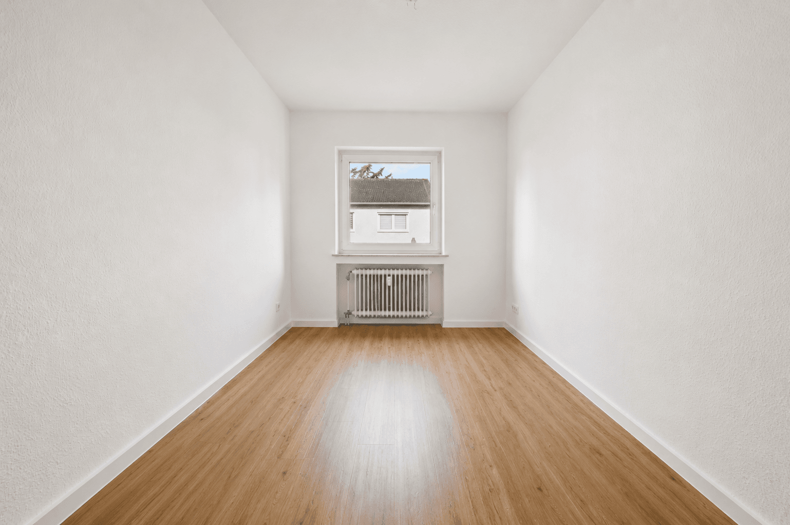 Prenájom bytu 3-izbový 86 m², Wiesbaden, Hesensko Prenájom bytu 3-izbový 86 m², Wiesbaden, Hesensko