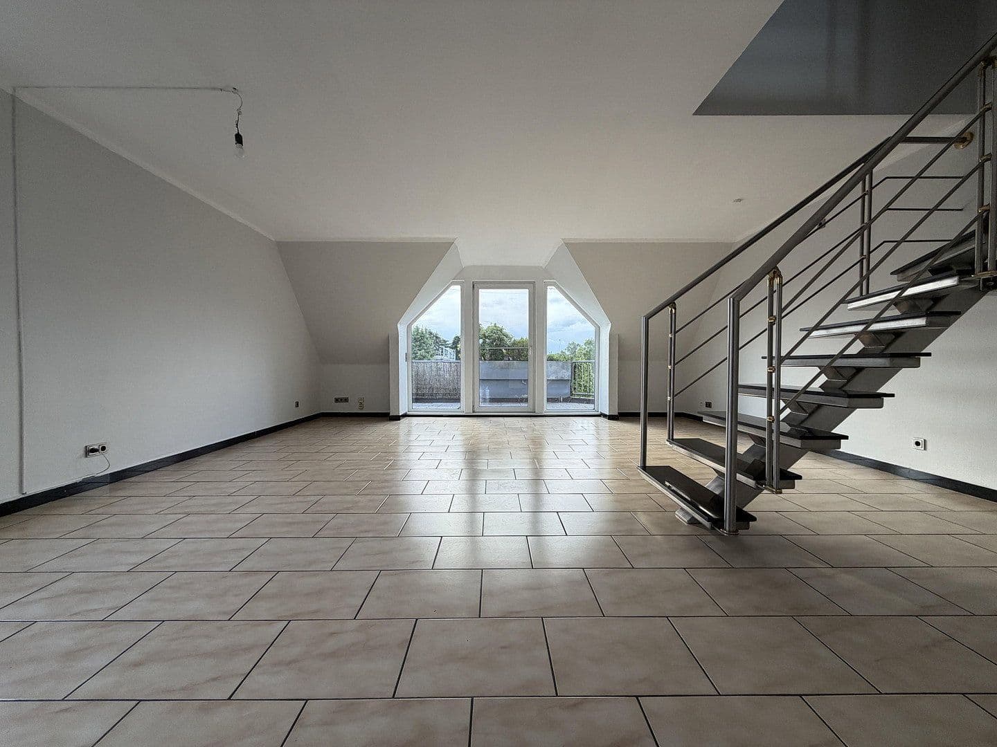 Predaj bytu 3-izbový 105 m², Oberhausen, Severné Porýnie - Westfálsko Predaj bytu 3-izbový 105 m², Oberhausen, Severné Porýnie - Westfálsko