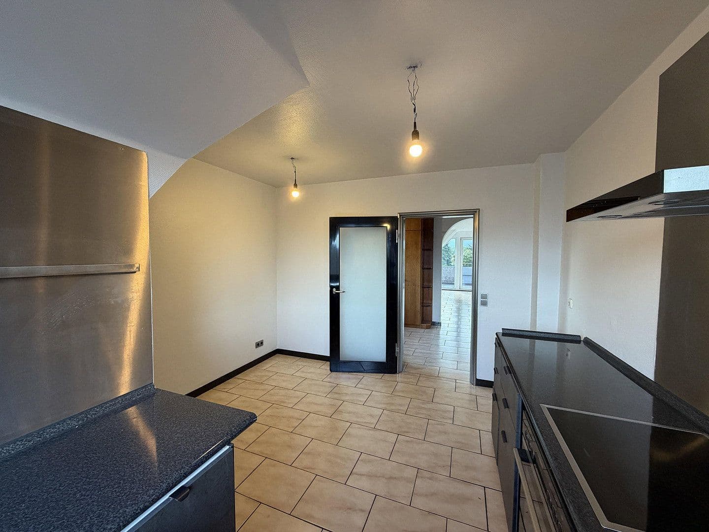 Predaj bytu 3-izbový 105 m², Oberhausen, Severné Porýnie - Westfálsko Predaj bytu 3-izbový 105 m², Oberhausen, Severné Porýnie - Westfálsko