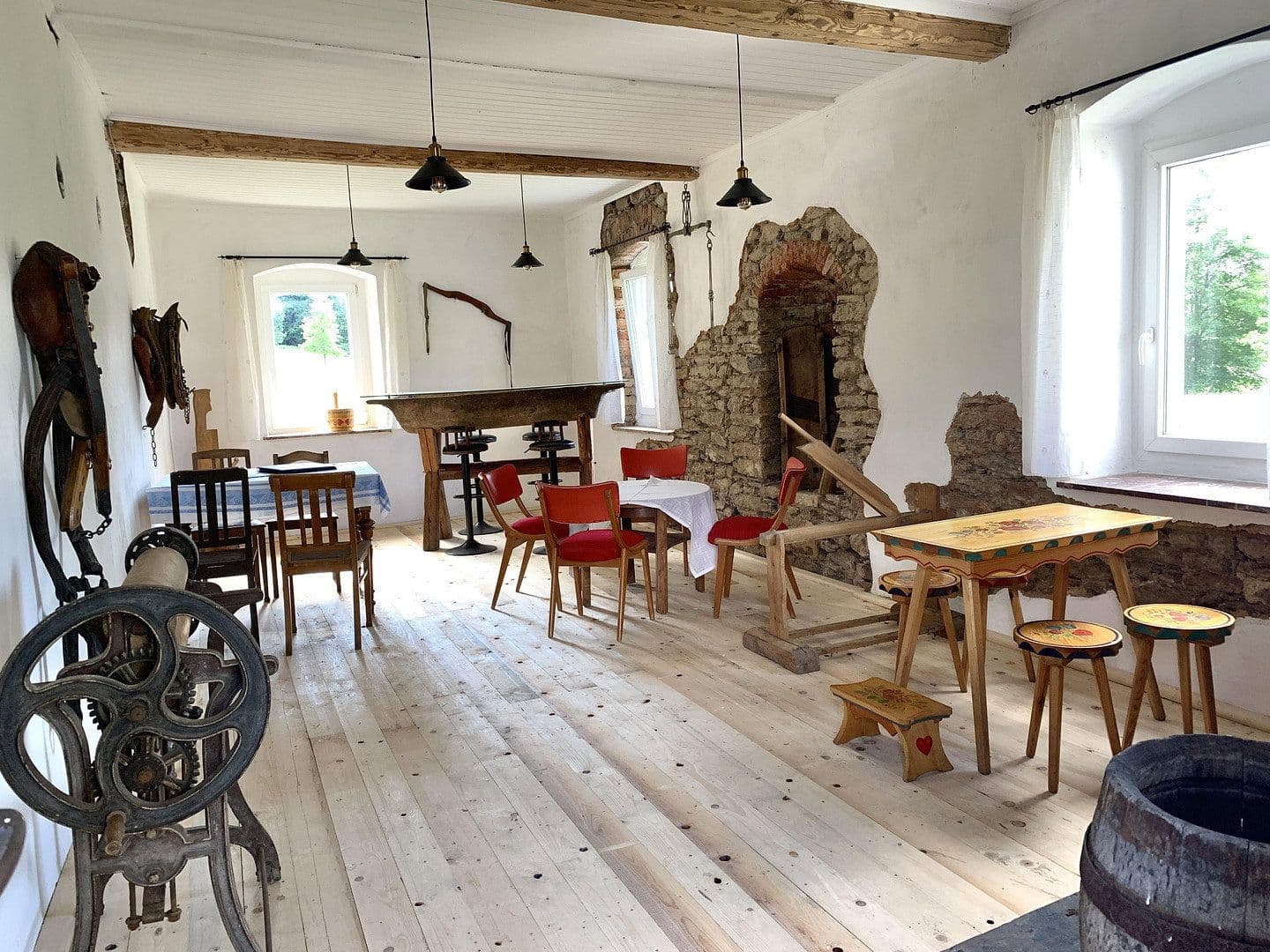 Predaj domu 393 m², pozemek 32.368 m², Schleiz, Durínsko Predaj domu 393 m², pozemek 32.368 m², Schleiz, Durínsko