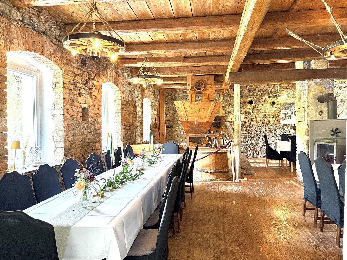Predaj domu 393 m², pozemek 32.368 m², Schleiz, Durínsko Predaj domu 393 m², pozemek 32.368 m², Schleiz, Durínsko