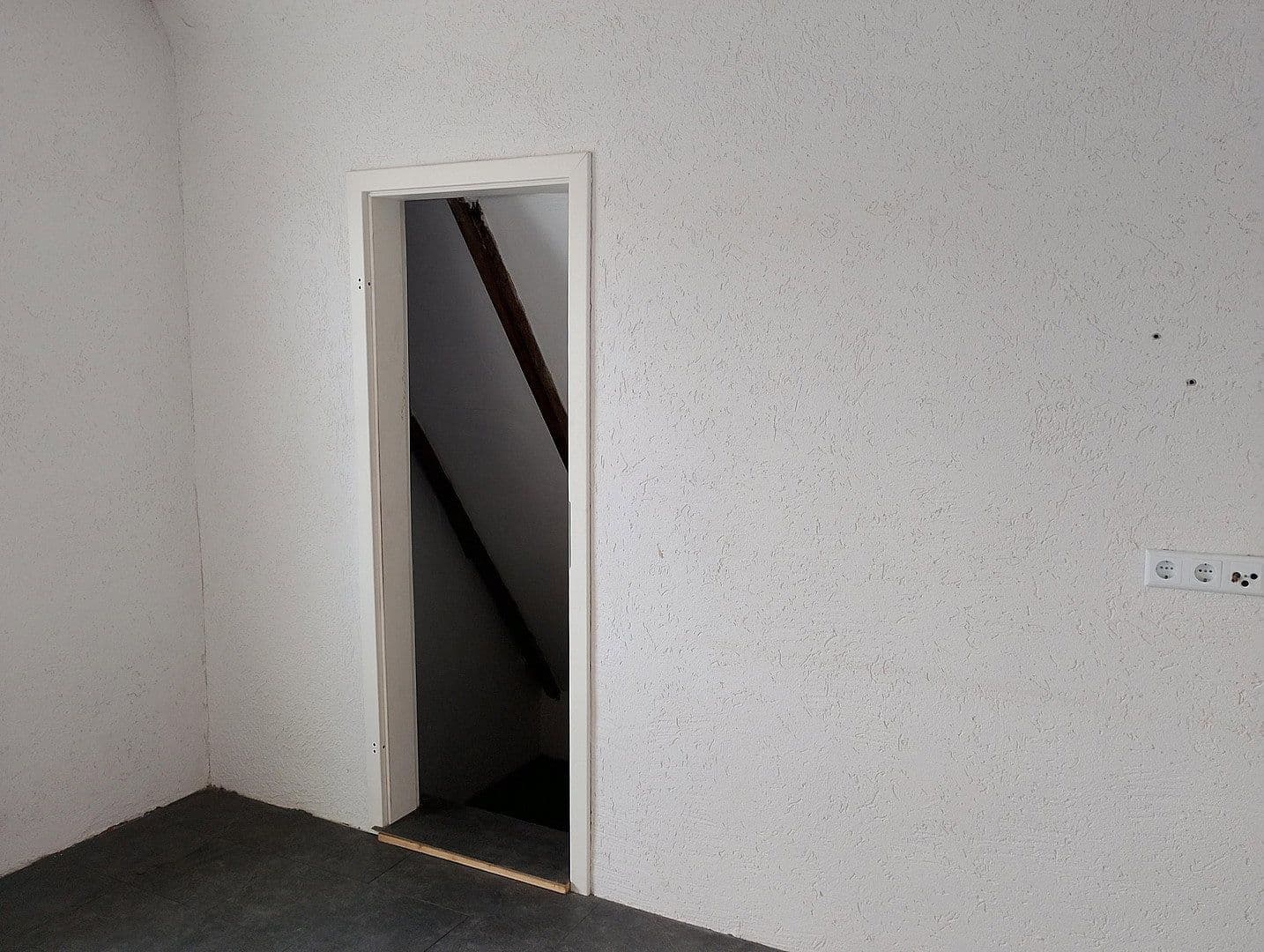 Predaj domu 83 m², pozemek 317 m², Emmistr. 13, Lünen, Severné Porýnie - Westfálsko Predaj domu 83 m², pozemek 317 m², Emmistr. 13, Lünen, Severné Porýnie - Westfálsko