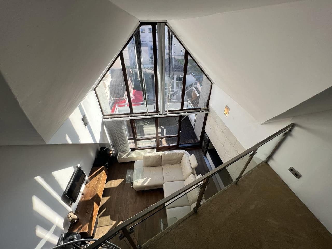 Prenájom bytu 2-izbový 92 m², Q4 9, Mannheim, Bádensko-Wurttembersko Prenájom bytu 2-izbový 92 m², Q4 9, Mannheim, Bádensko-Wurttembersko