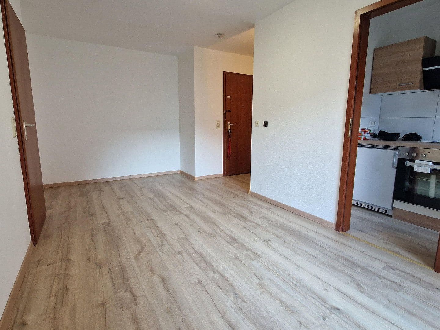 Prenájom bytu 2-izbový 33 m², Schlosserstr. 16, Rastatt, Bádensko-Wurttembersko Prenájom bytu 2-izbový 33 m², Schlosserstr. 16, Rastatt, Bádensko-Wurttembersko
