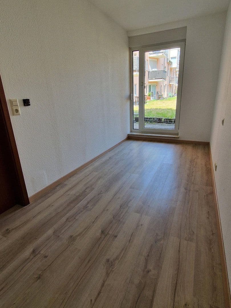 Prenájom bytu 2-izbový 33 m², Schlosserstr. 16, Rastatt, Bádensko-Wurttembersko Prenájom bytu 2-izbový 33 m², Schlosserstr. 16, Rastatt, Bádensko-Wurttembersko