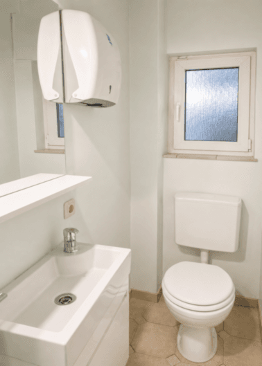 Prenájom nebytového priestoru 120 m², Kreuzgasse 24, Usingen, Hesensko Prenájom nebytového priestoru 120 m², Kreuzgasse 24, Usingen, Hesensko