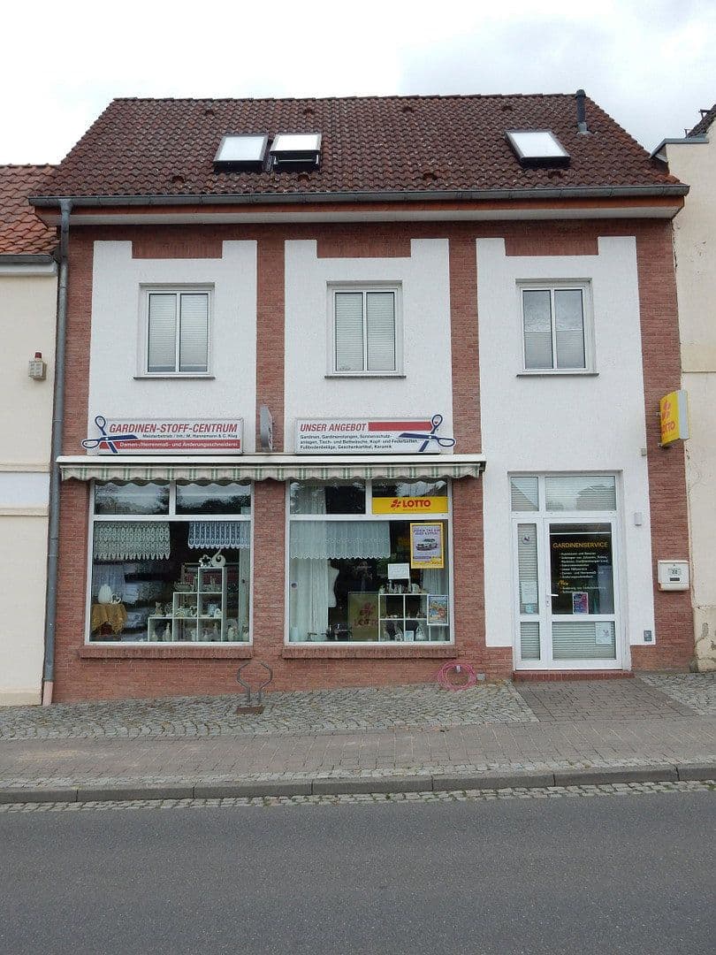 Predaj domu 127 m², pozemek 593 m², Strasburg (Uckermark), Meklenbursko-Predpomoransko Predaj domu 127 m², pozemek 593 m², Strasburg (Uckermark), Meklenbursko-Predpomoransko