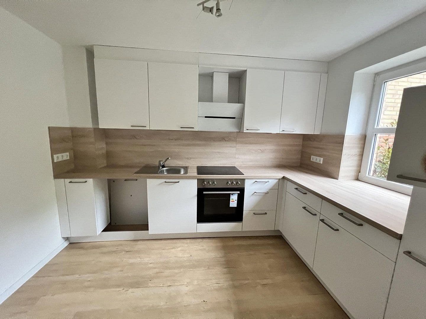 Prenájom domu 150 m², pozemek 179 m², Twedter Feld 36b, Flensburg, Šlezvicko-Holštajnsko Prenájom domu 150 m², pozemek 179 m², Twedter Feld 36b, Flensburg, Šlezvicko-Holštajnsko