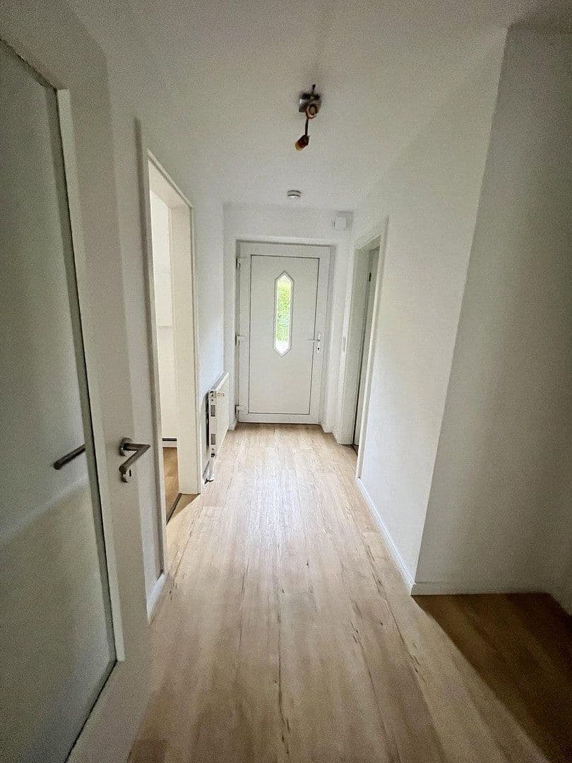 Prenájom domu 150 m², pozemek 179 m², Twedter Feld 36b, Flensburg, Šlezvicko-Holštajnsko Prenájom domu 150 m², pozemek 179 m², Twedter Feld 36b, Flensburg, Šlezvicko-Holštajnsko