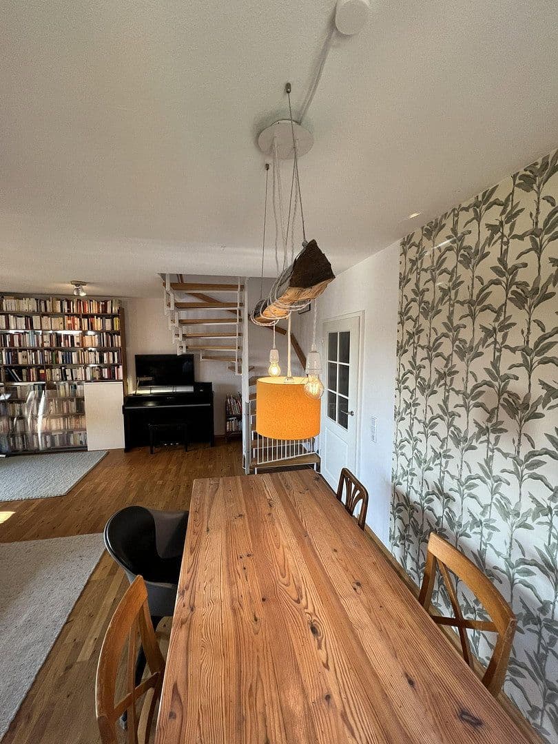Predaj bytu 4-izbový 92 m², Wehrstr. 2a, Nidderau, Hesensko Predaj bytu 4-izbový 92 m², Wehrstr. 2a, Nidderau, Hesensko