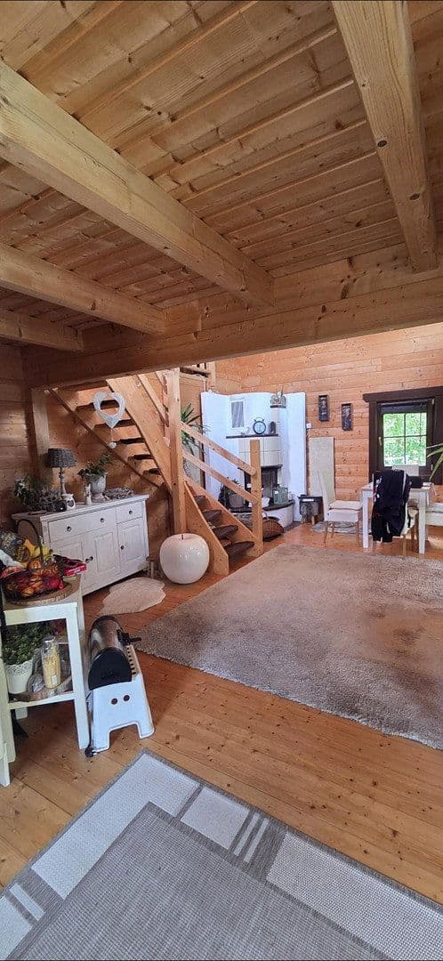 Predaj domu 100 m², pozemek 2.000 m², Limbacherstr.370, Chemnitz, Sasko Predaj domu 100 m², pozemek 2.000 m², Limbacherstr.370, Chemnitz, Sasko