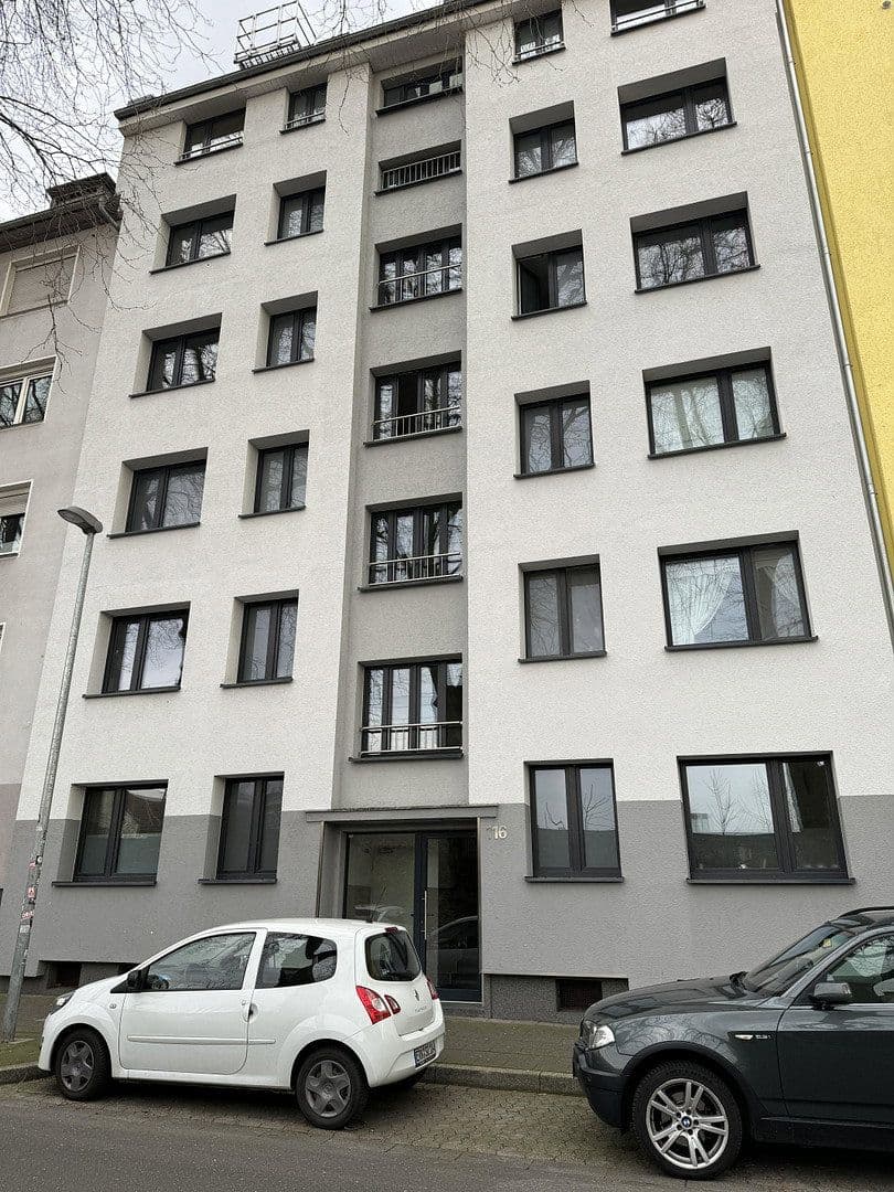 Predaj domu 879 m², pozemek 259 m², Färberstr. 116, Düsseldorf, Severné Porýnie - Westfálsko Predaj domu 879 m², pozemek 259 m², Färberstr. 116, Düsseldorf, Severné Porýnie - Westfálsko