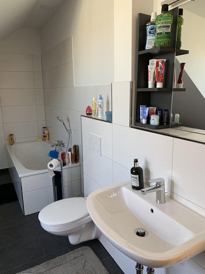 Predaj domu 879 m², pozemek 259 m², Färberstr. 116, Düsseldorf, Severné Porýnie - Westfálsko Predaj domu 879 m², pozemek 259 m², Färberstr. 116, Düsseldorf, Severné Porýnie - Westfálsko