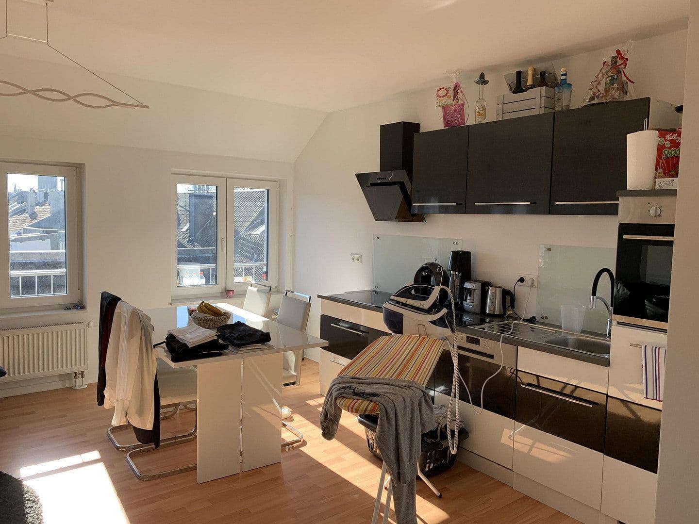 Predaj domu 879 m², pozemek 259 m², Färberstr. 116, Düsseldorf, Severné Porýnie - Westfálsko Predaj domu 879 m², pozemek 259 m², Färberstr. 116, Düsseldorf, Severné Porýnie - Westfálsko