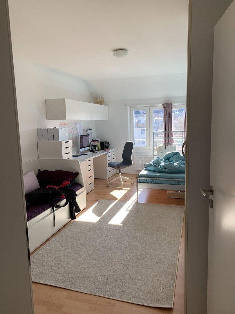 Predaj domu 879 m², pozemek 259 m², Färberstr. 116, Düsseldorf, Severné Porýnie - Westfálsko Predaj domu 879 m², pozemek 259 m², Färberstr. 116, Düsseldorf, Severné Porýnie - Westfálsko