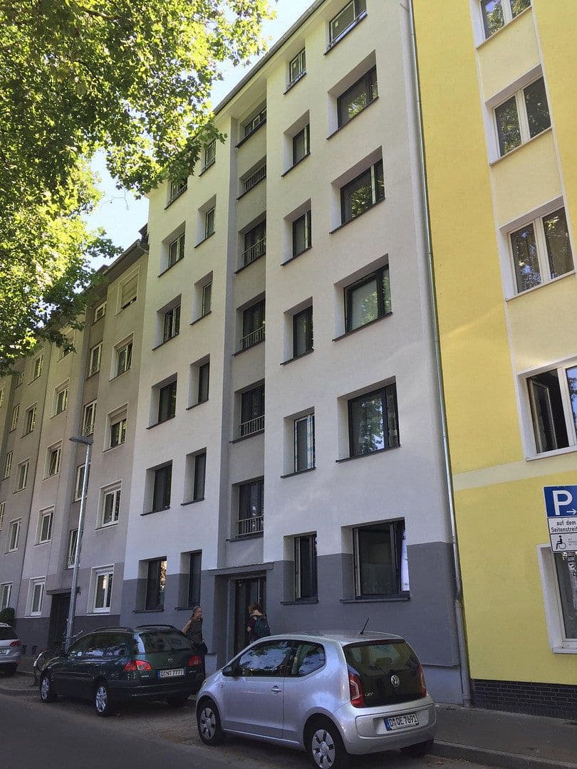 Predaj domu 879 m², pozemek 259 m², Färberstr. 116, Düsseldorf, Severné Porýnie - Westfálsko Predaj domu 879 m², pozemek 259 m², Färberstr. 116, Düsseldorf, Severné Porýnie - Westfálsko