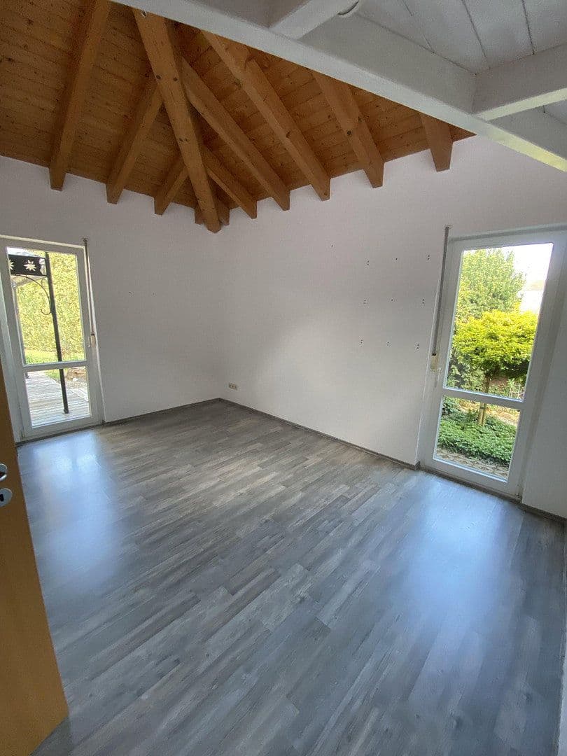 Predaj domu 149 m², pozemek 631 m², Dichtelbach, Porýnie-Falcko Predaj domu 149 m², pozemek 631 m², Dichtelbach, Porýnie-Falcko