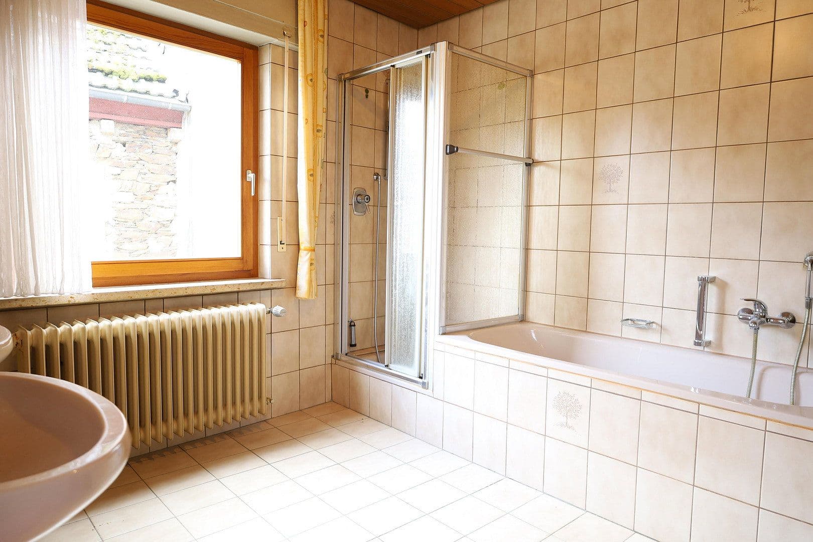 Predaj domu 139 m², pozemek 78 m², Niederheimbach, Porýnie-Falcko Predaj domu 139 m², pozemek 78 m², Niederheimbach, Porýnie-Falcko