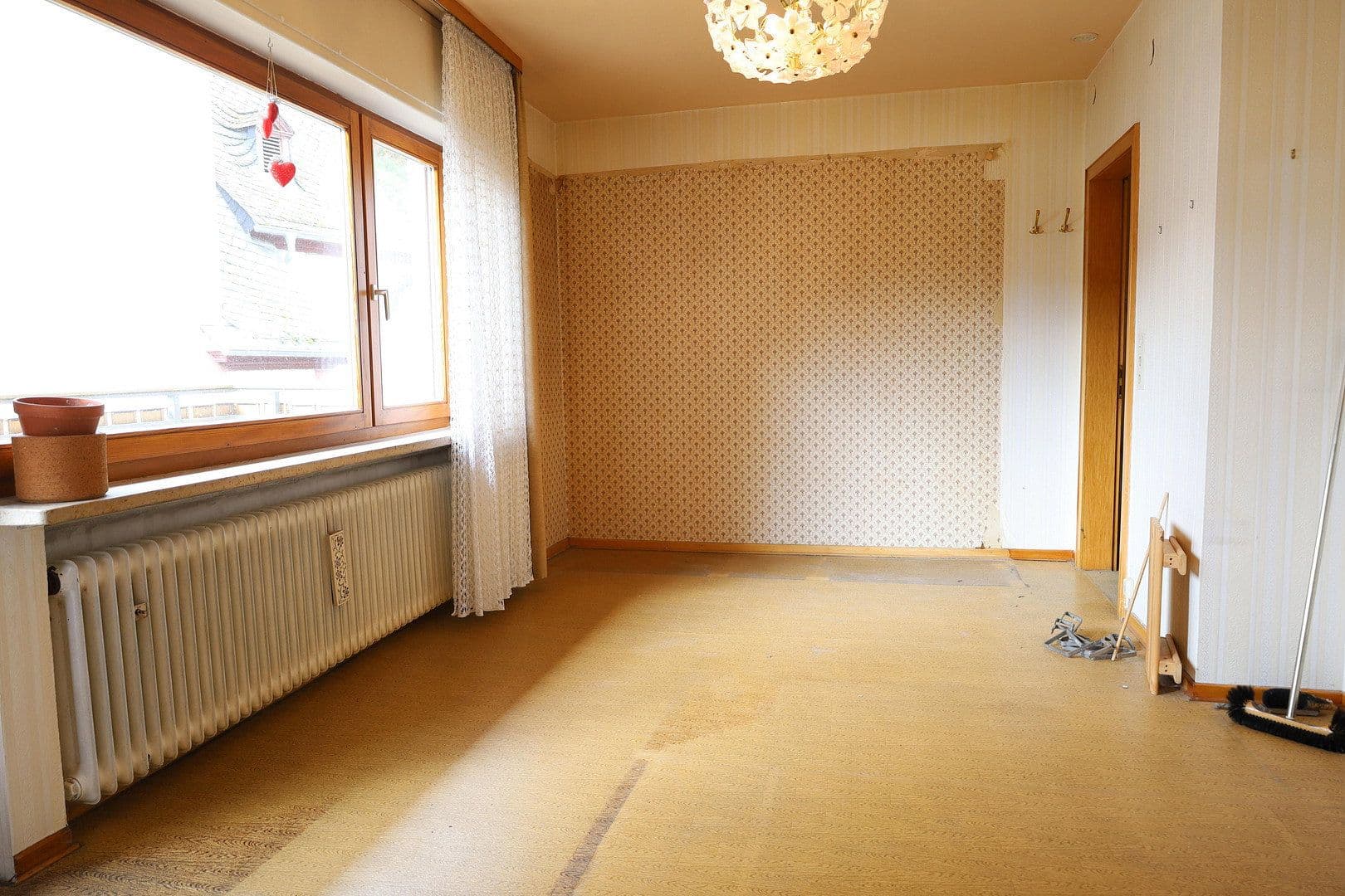 Predaj domu 139 m², pozemek 78 m², Niederheimbach, Porýnie-Falcko Predaj domu 139 m², pozemek 78 m², Niederheimbach, Porýnie-Falcko