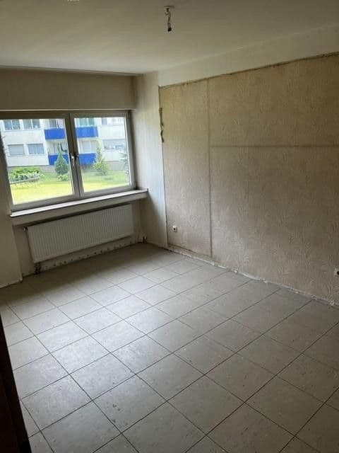 Prenájom bytu 3-izbový 74 m², Höhenberger Straße 21, Köln, Severné Porýnie - Westfálsko Prenájom bytu 3-izbový 74 m², Höhenberger Straße 21, Köln, Severné Porýnie - Westfálsko