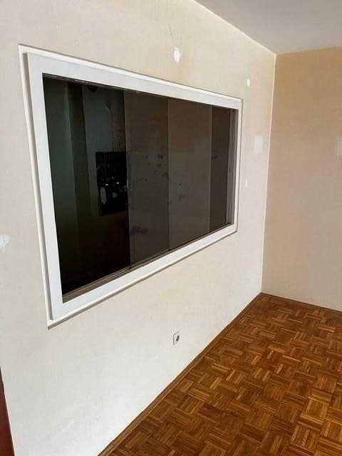 Prenájom bytu 3-izbový 74 m², Höhenberger Straße 21, Köln, Severné Porýnie - Westfálsko Prenájom bytu 3-izbový 74 m², Höhenberger Straße 21, Köln, Severné Porýnie - Westfálsko