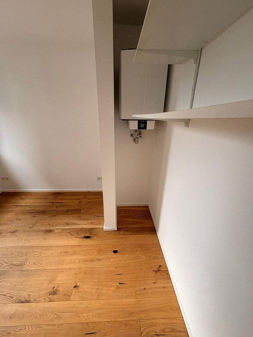 Prenájom bytu 2-izbový 36 m², Oberlindau 79, Frankfurt am Main, Hesensko Prenájom bytu 2-izbový 36 m², Oberlindau 79, Frankfurt am Main, Hesensko
