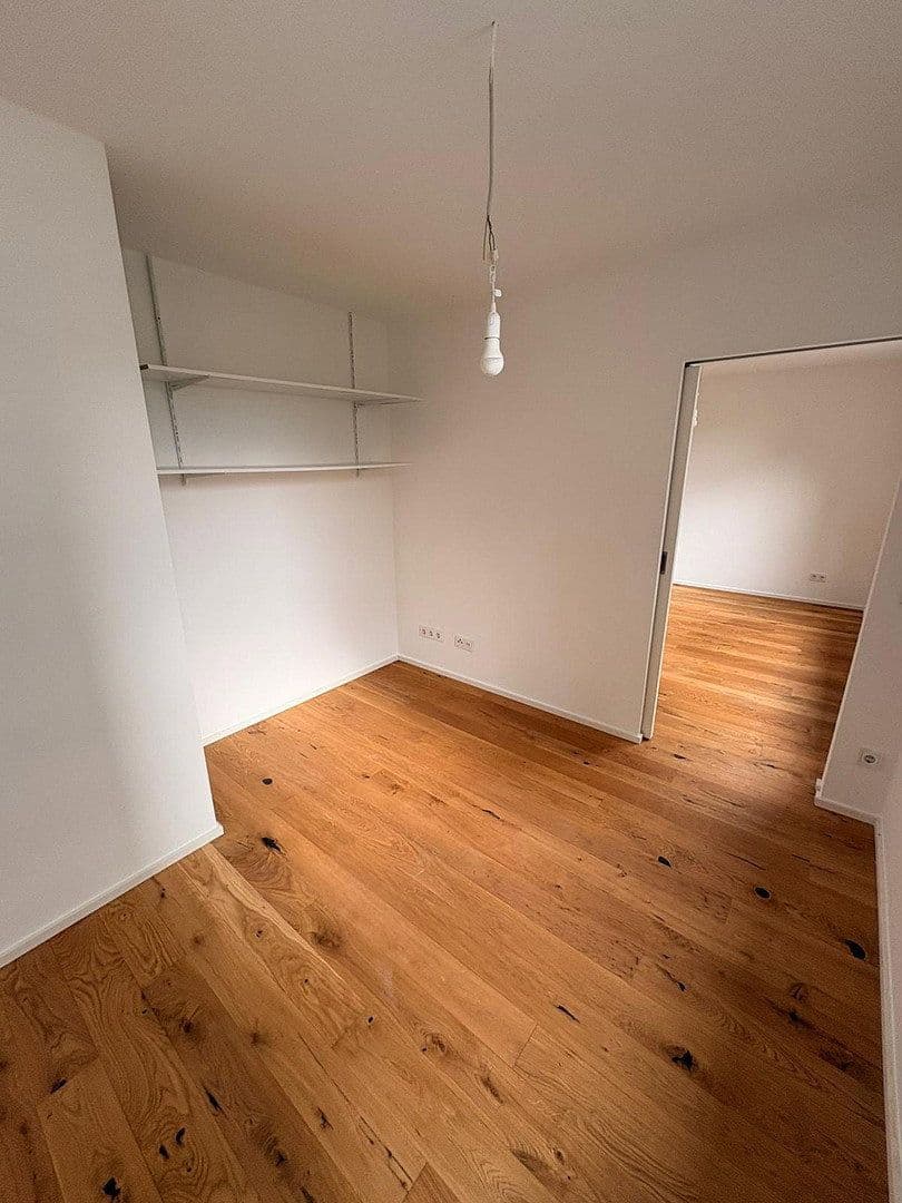 Prenájom bytu 2-izbový 36 m², Oberlindau 79, Frankfurt am Main, Hesensko Prenájom bytu 2-izbový 36 m², Oberlindau 79, Frankfurt am Main, Hesensko