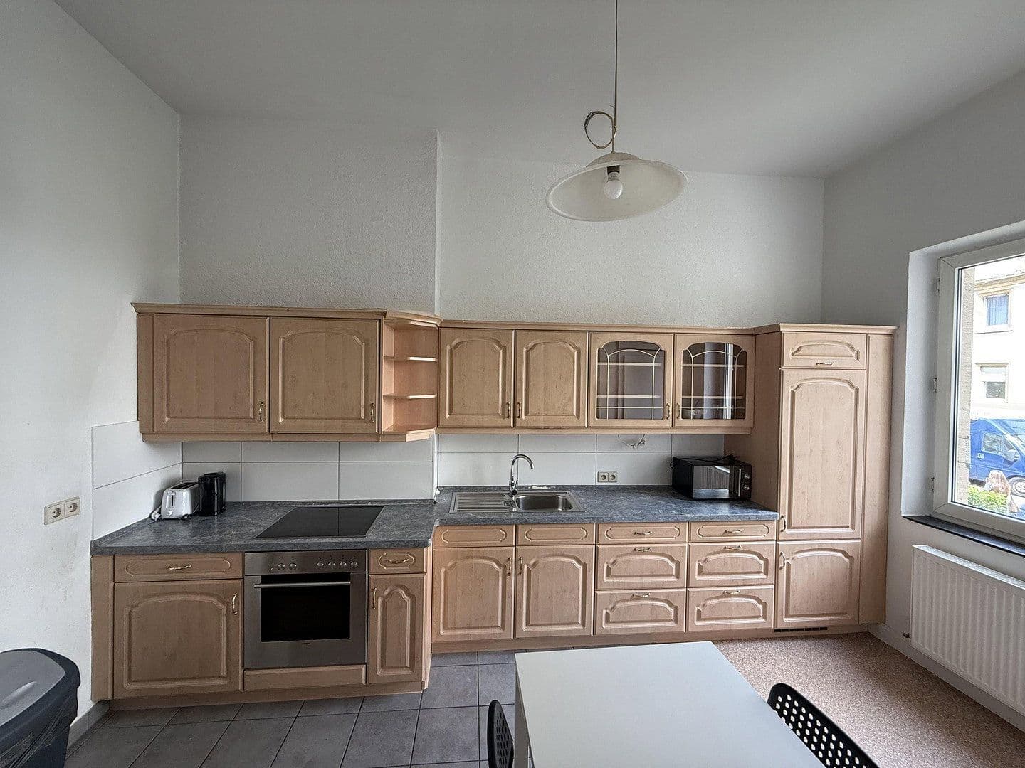 Prenájom bytu 4-izbový 101 m², Johannes-Müller-Straße 9, Koblenz, Porýnie-Falcko Prenájom bytu 4-izbový 101 m², Johannes-Müller-Straße 9, Koblenz, Porýnie-Falcko