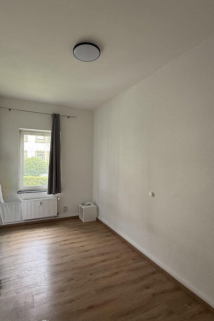 Prenájom bytu 4-izbový 101 m², Johannes-Müller-Straße 9, Koblenz, Porýnie-Falcko Prenájom bytu 4-izbový 101 m², Johannes-Müller-Straße 9, Koblenz, Porýnie-Falcko