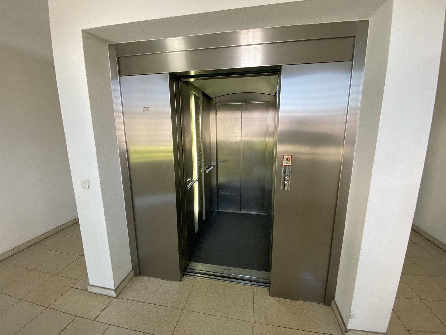 Predaj bytu 2-izbový 48 m², Zimmermannstraße, Zwickau, Sasko Predaj bytu 2-izbový 48 m², Zimmermannstraße, Zwickau, Sasko