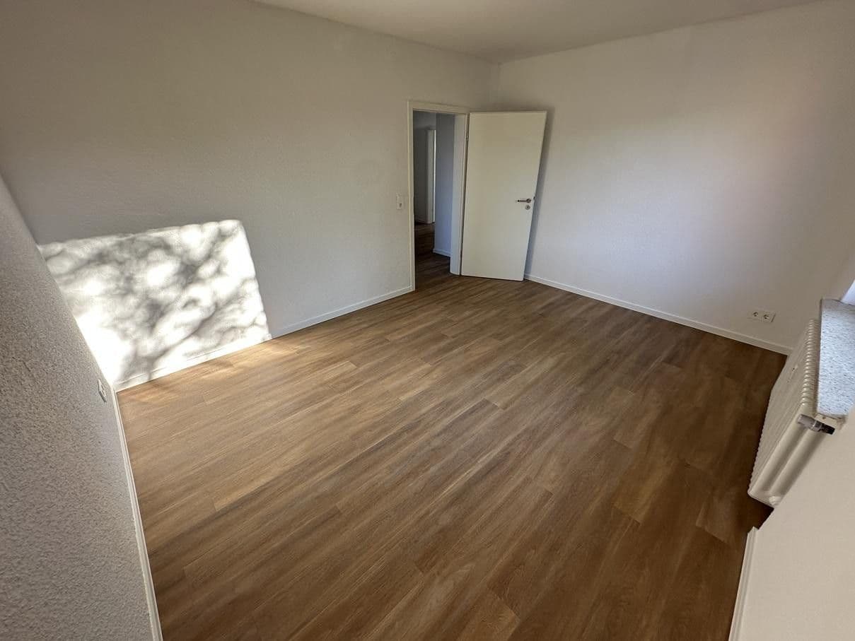 Prenájom bytu 3-izbový 76 m², Wilhelmshaven, Dolné Sasko Prenájom bytu 3-izbový 76 m², Wilhelmshaven, Dolné Sasko