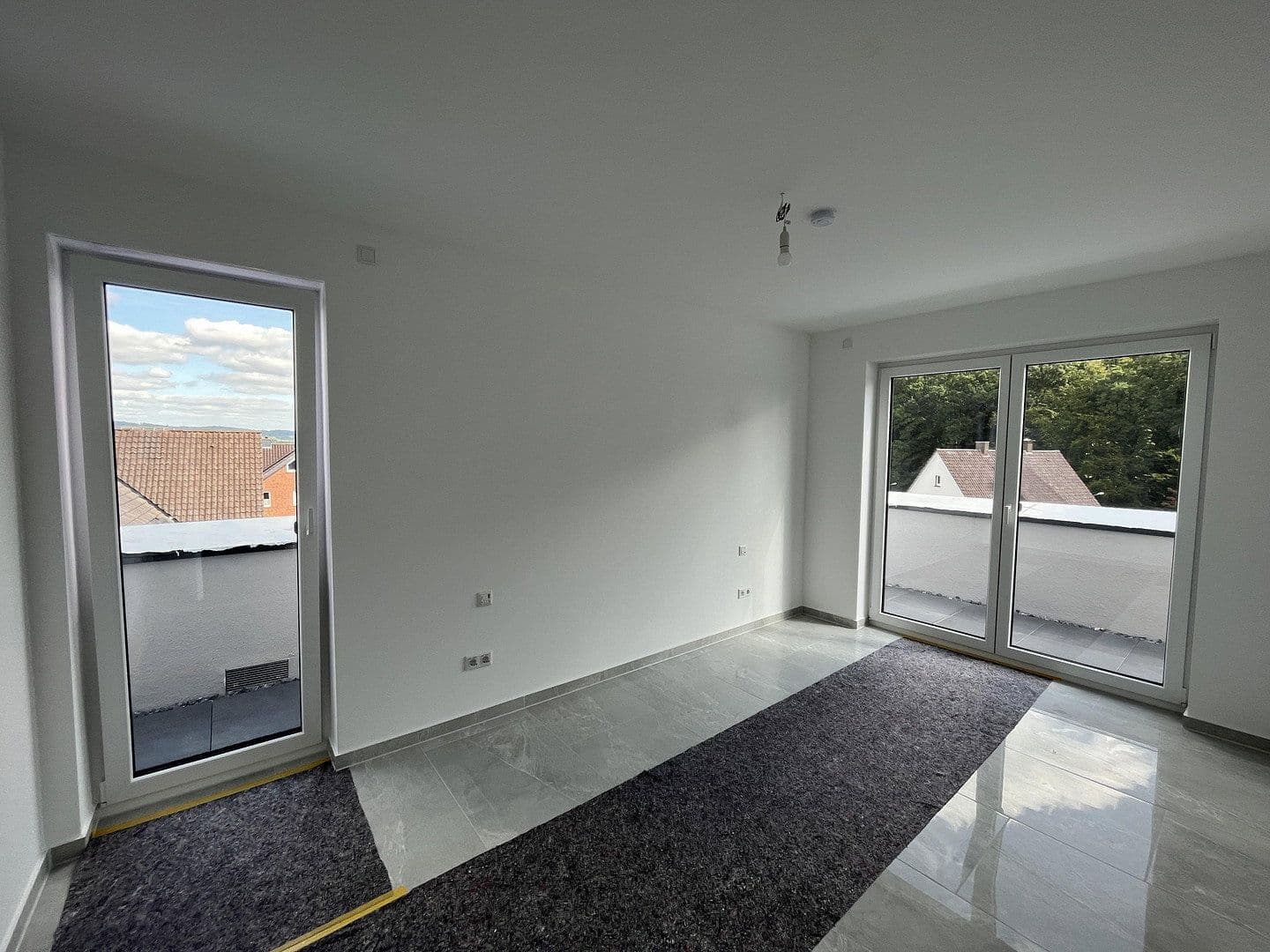 Prenájom bytu 4-izbový 163 m², Melle, Dolné Sasko Prenájom bytu 4-izbový 163 m², Melle, Dolné Sasko