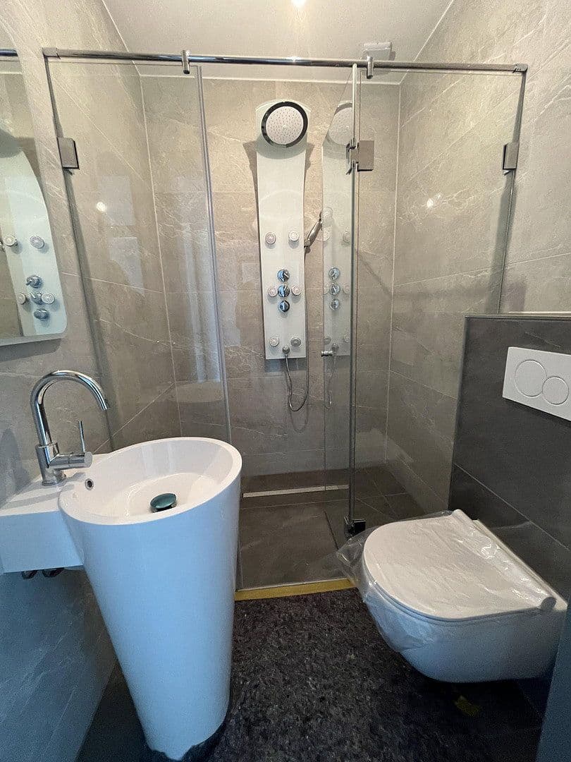 Prenájom bytu 4-izbový 163 m², Melle, Dolné Sasko Prenájom bytu 4-izbový 163 m², Melle, Dolné Sasko