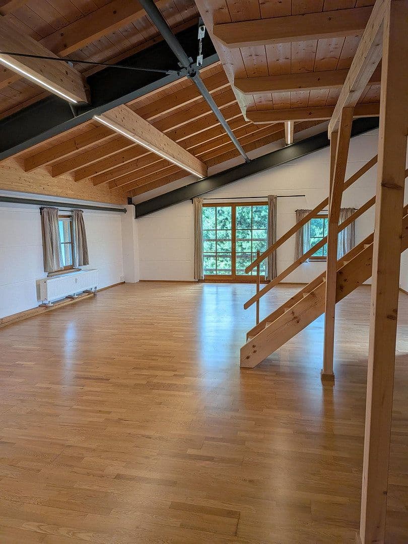 Prenájom kancelárie 100 m², Kieferfelden, Bavorsko Prenájom kancelárie 100 m², Kieferfelden, Bavorsko