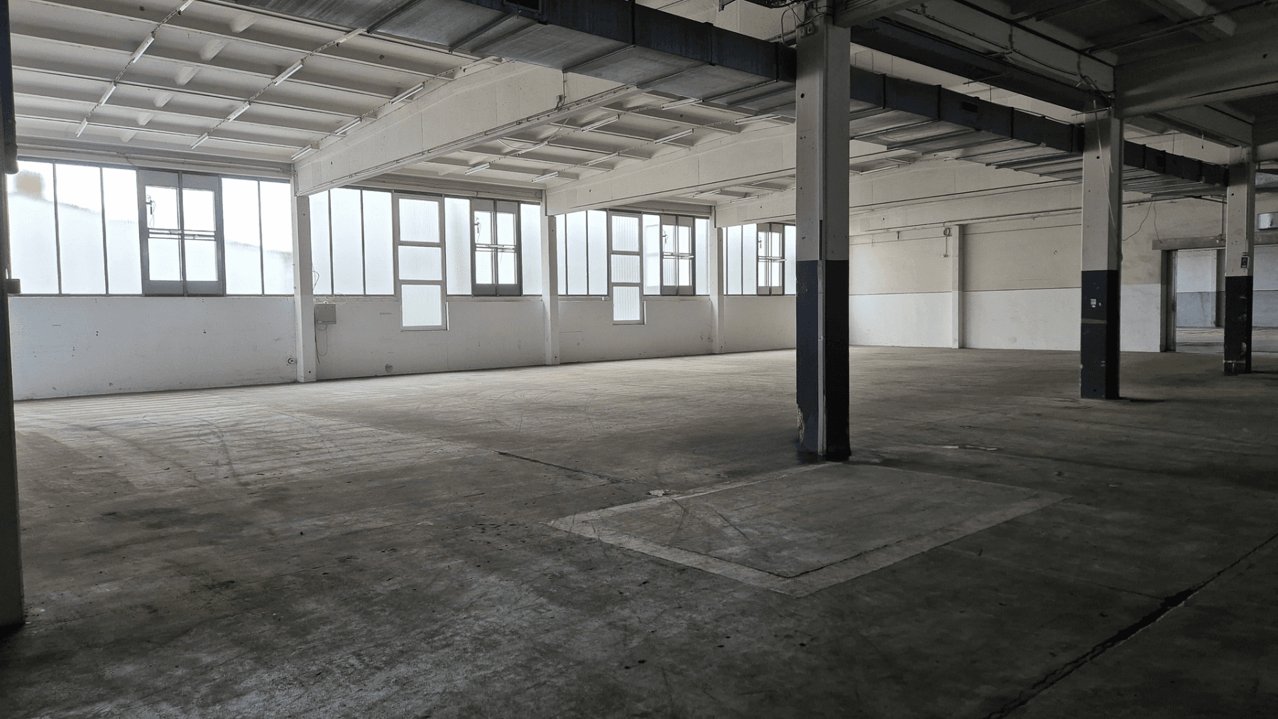 Prenájom nebytového priestoru 2.500 m², Riedheimer Straße 6, Langenau, Bádensko-Wurttembersko Prenájom nebytového priestoru 2.500 m², Riedheimer Straße 6, Langenau, Bádensko-Wurttembersko