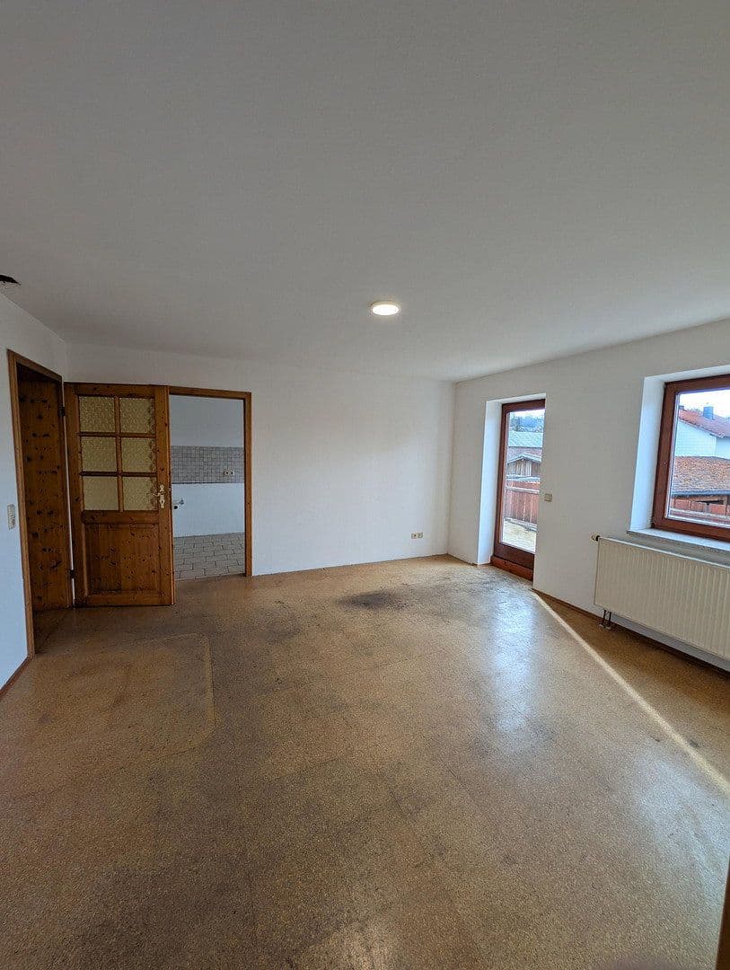 Predaj domu 443 m², pozemek 1.079 m², Ottobeurer Straße 17, Markt Rettenbach, Bavorsko Predaj domu 443 m², pozemek 1.079 m², Ottobeurer Straße 17, Markt Rettenbach, Bavorsko