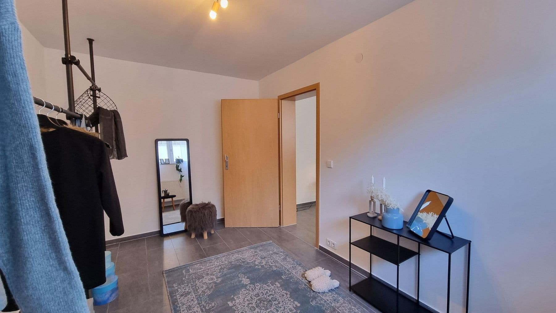 Predaj domu 207 m², pozemek 304 m², Ulmenweg 1/1, Mühlacker, Bádensko-Wurttembersko Predaj domu 207 m², pozemek 304 m², Ulmenweg 1/1, Mühlacker, Bádensko-Wurttembersko
