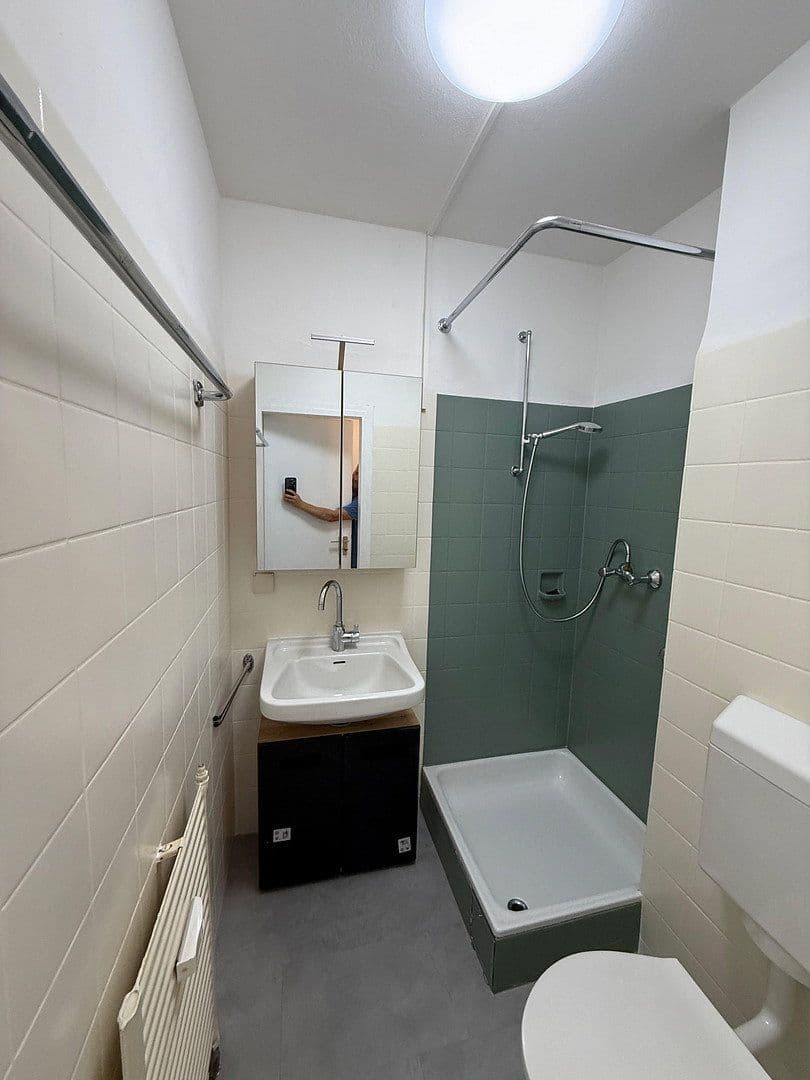 Prenájom bytu 1-izbový 25 m², Gothaerstr. 3, Kaiserslautern, Porýnie-Falcko Prenájom bytu 1-izbový 25 m², Gothaerstr. 3, Kaiserslautern, Porýnie-Falcko