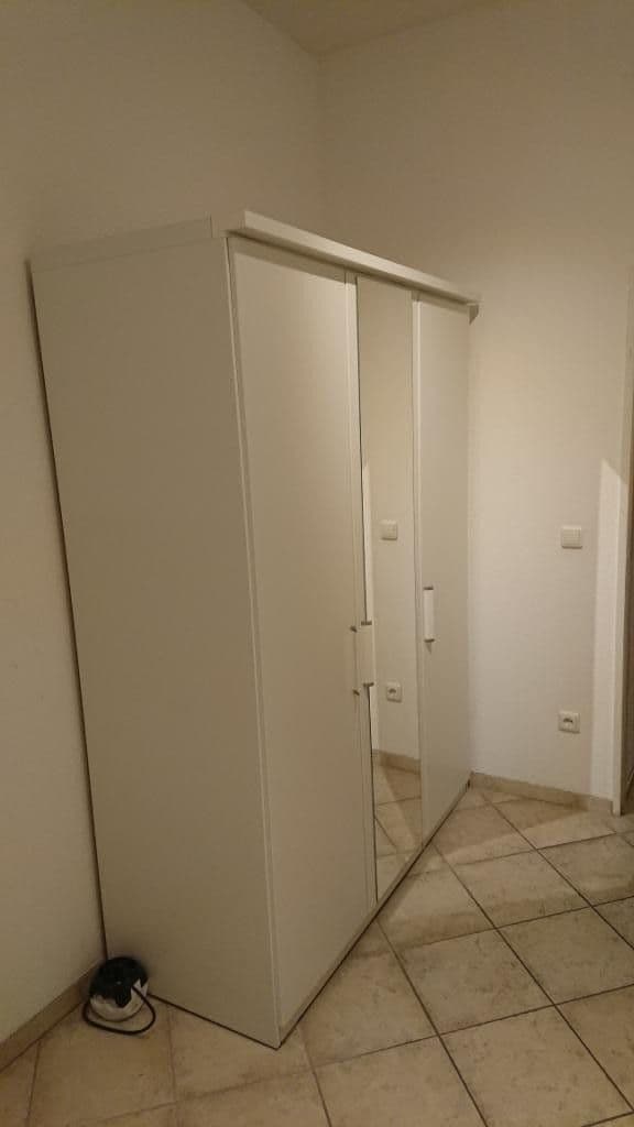 Prenájom bytu 2-izbový 74 m², Duisburg, Severné Porýnie - Westfálsko Prenájom bytu 2-izbový 74 m², Duisburg, Severné Porýnie - Westfálsko