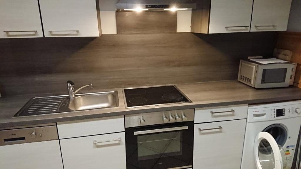 Prenájom bytu 2-izbový 74 m², Duisburg, Severné Porýnie - Westfálsko Prenájom bytu 2-izbový 74 m², Duisburg, Severné Porýnie - Westfálsko