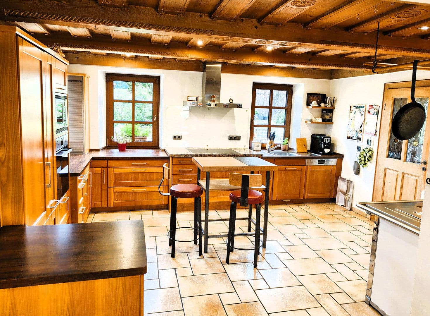 Predaj domu 340 m², pozemek 7.273 m², Vilshofen an der Donau, Bavorsko Predaj domu 340 m², pozemek 7.273 m², Vilshofen an der Donau, Bavorsko