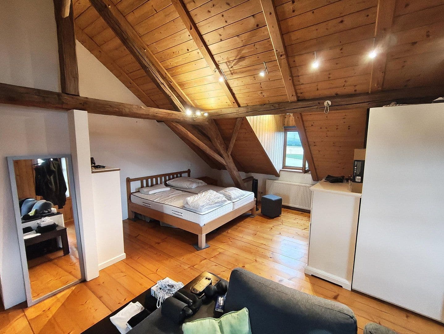 Predaj domu 340 m², pozemek 7.273 m², Vilshofen an der Donau, Bavorsko Predaj domu 340 m², pozemek 7.273 m², Vilshofen an der Donau, Bavorsko