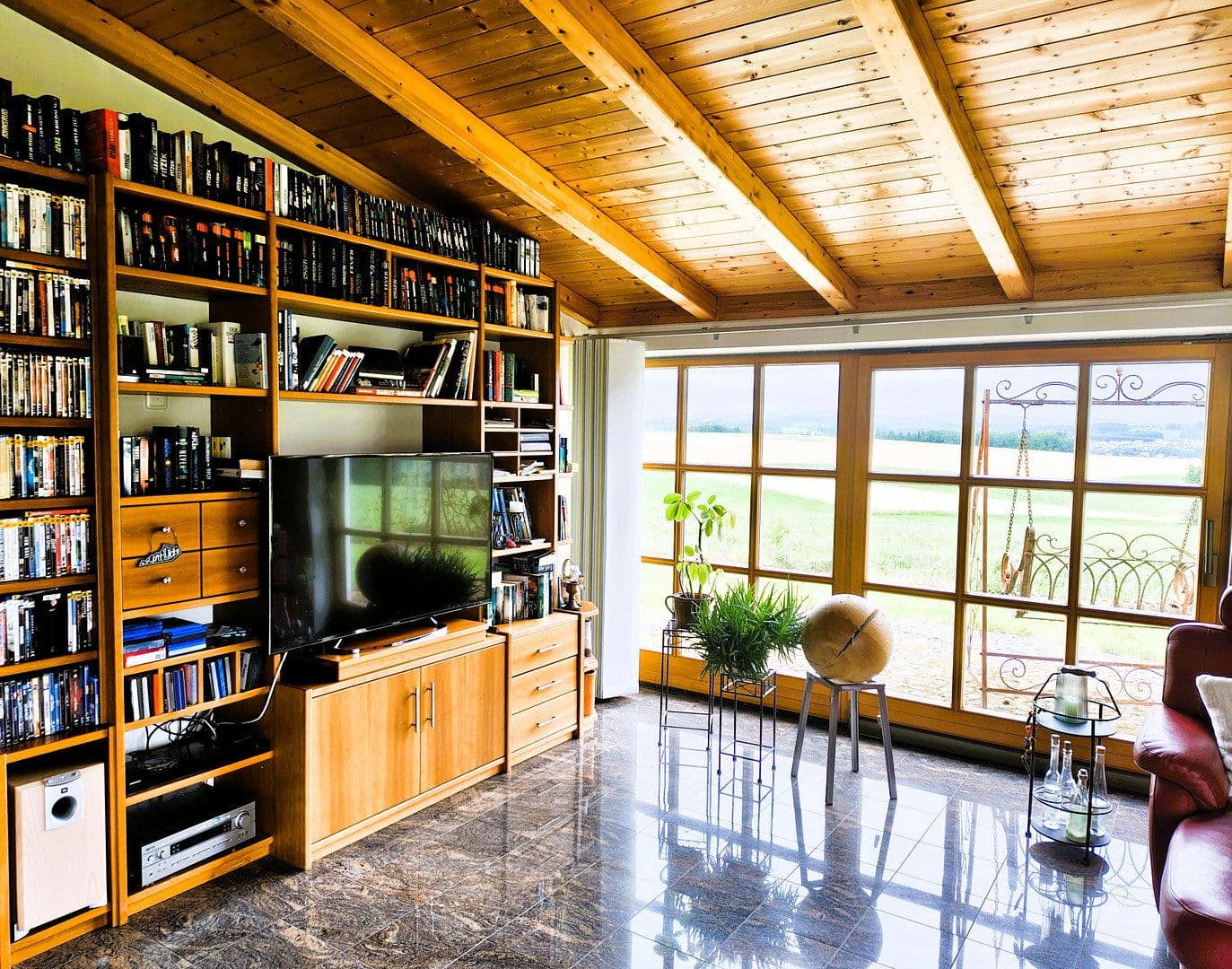 Predaj domu 340 m², pozemek 7.273 m², Vilshofen an der Donau, Bavorsko Predaj domu 340 m², pozemek 7.273 m², Vilshofen an der Donau, Bavorsko