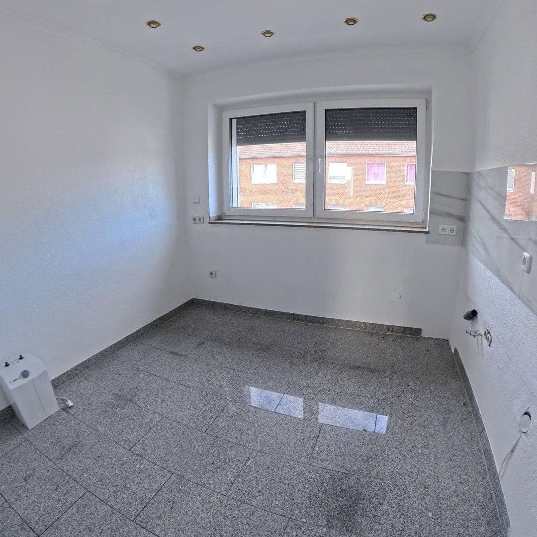 Prenájom bytu 3-izbový 67 m², Scharnhorststraße 11, Düren, Severné Porýnie - Westfálsko Prenájom bytu 3-izbový 67 m², Scharnhorststraße 11, Düren, Severné Porýnie - Westfálsko